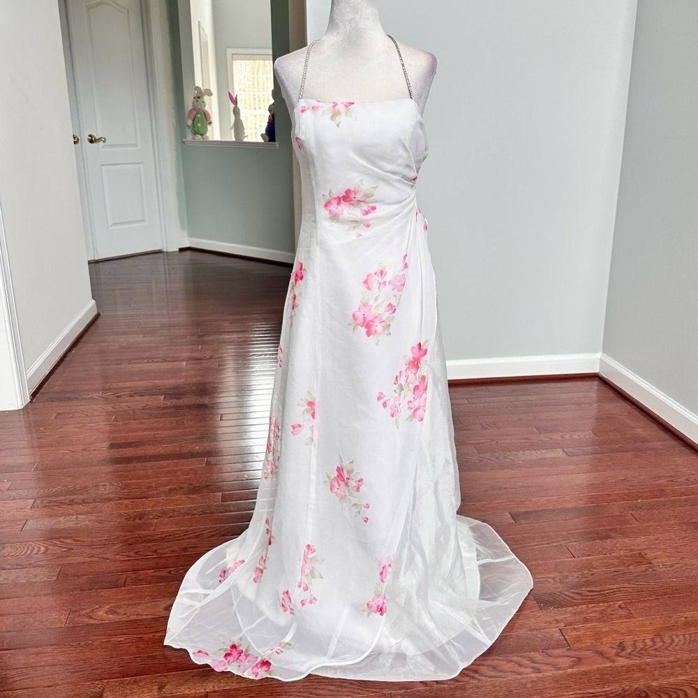 Dave & Johnny‎ White Pink Rhinestone Rose Romantic Floral Embellished Gown Dress